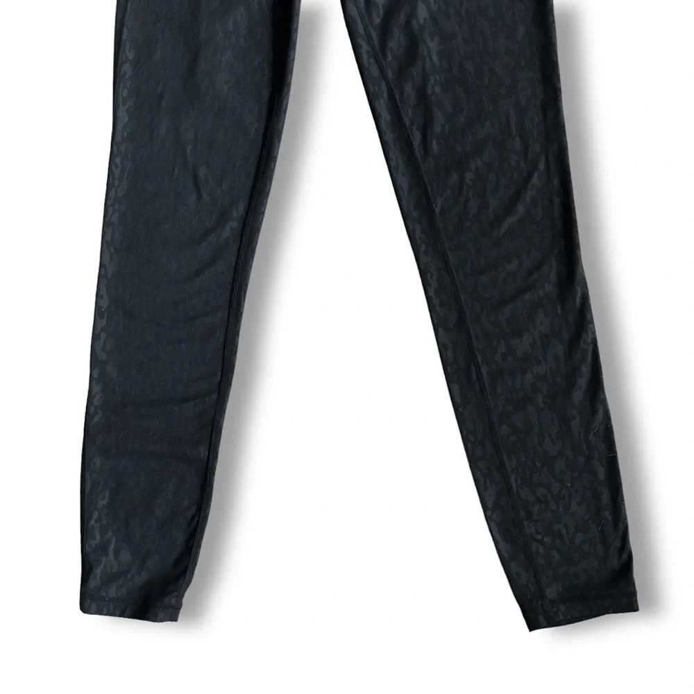 Sweaty Betty All Day Leggings Full Length Black Embossed Wild Side Sz XS - Picture 4 of 10
